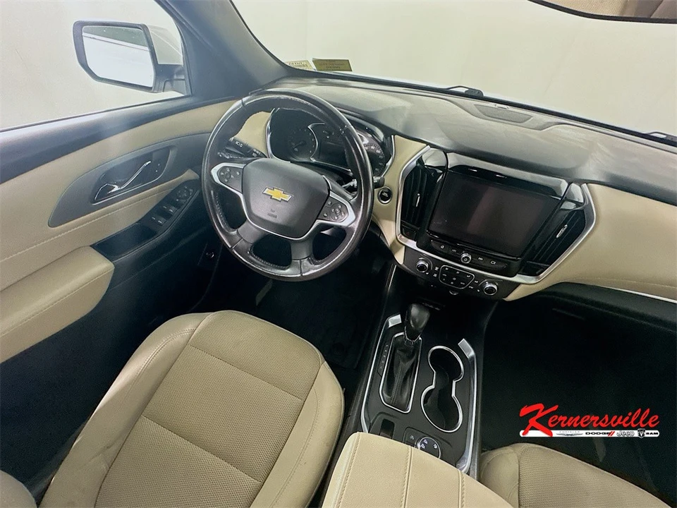 2022 Chevrolet Traverse - Image 9 of 21