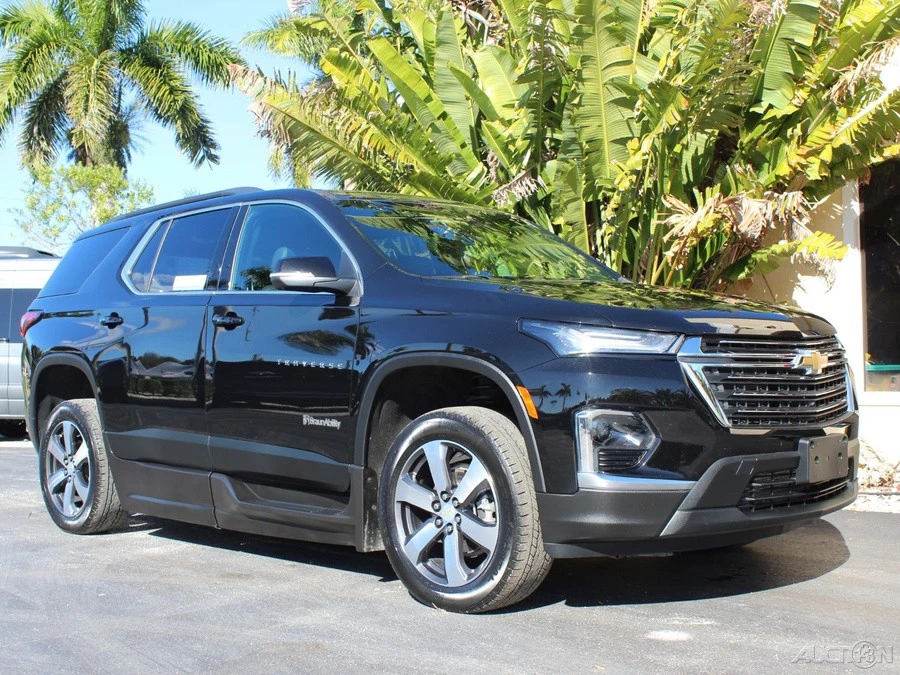 2022 Chevrolet Traverse - Image 3 of 12