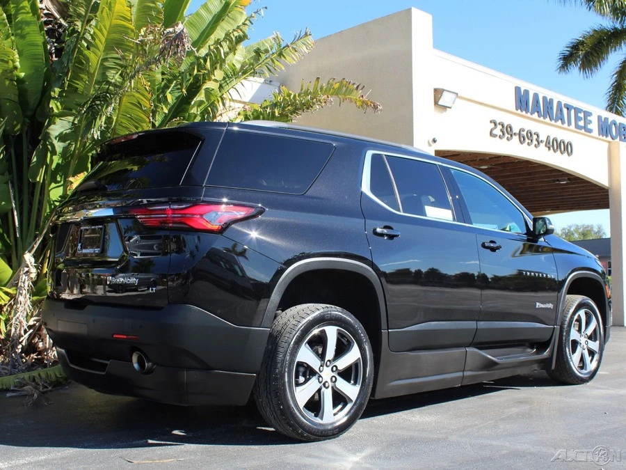 2022 Chevrolet Traverse - Image 5 of 12