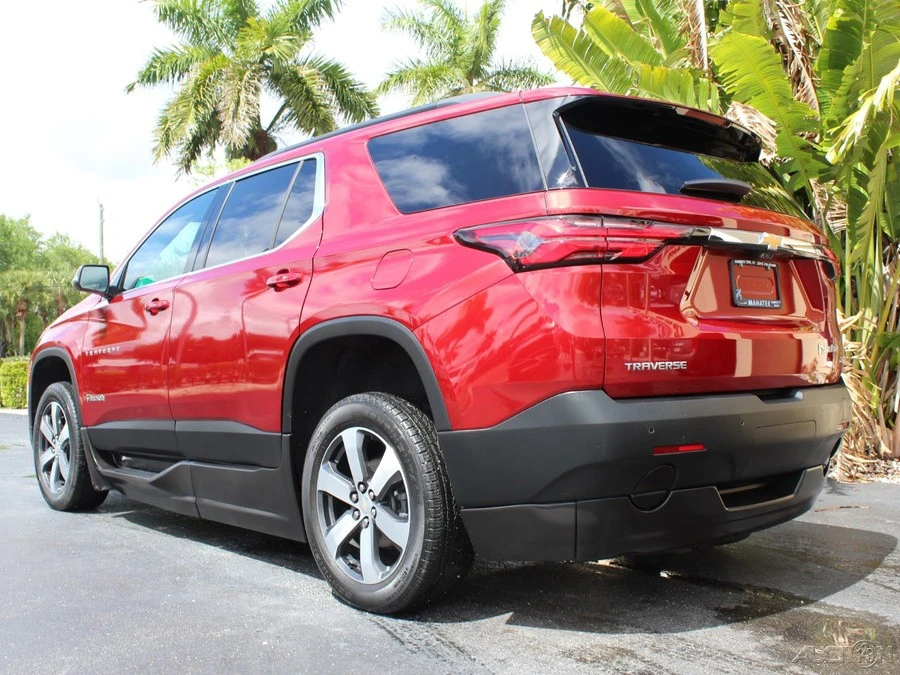 2022 Chevrolet Traverse - Image 8 of 12