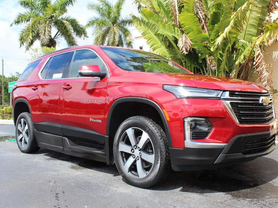 2022 Chevrolet Traverse - Image 3 of 12