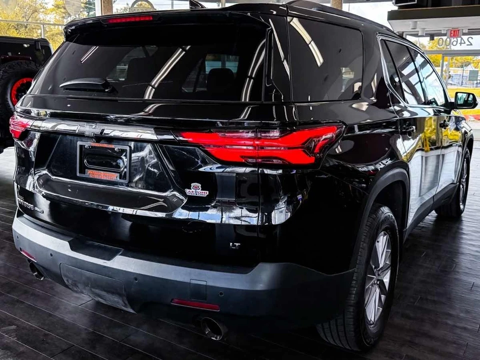 2022 Chevrolet Traverse - Image 14 of 21