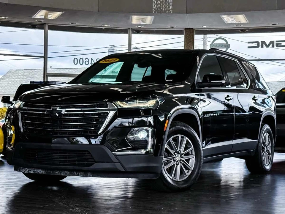 2022 Chevrolet Traverse - Image 4 of 21