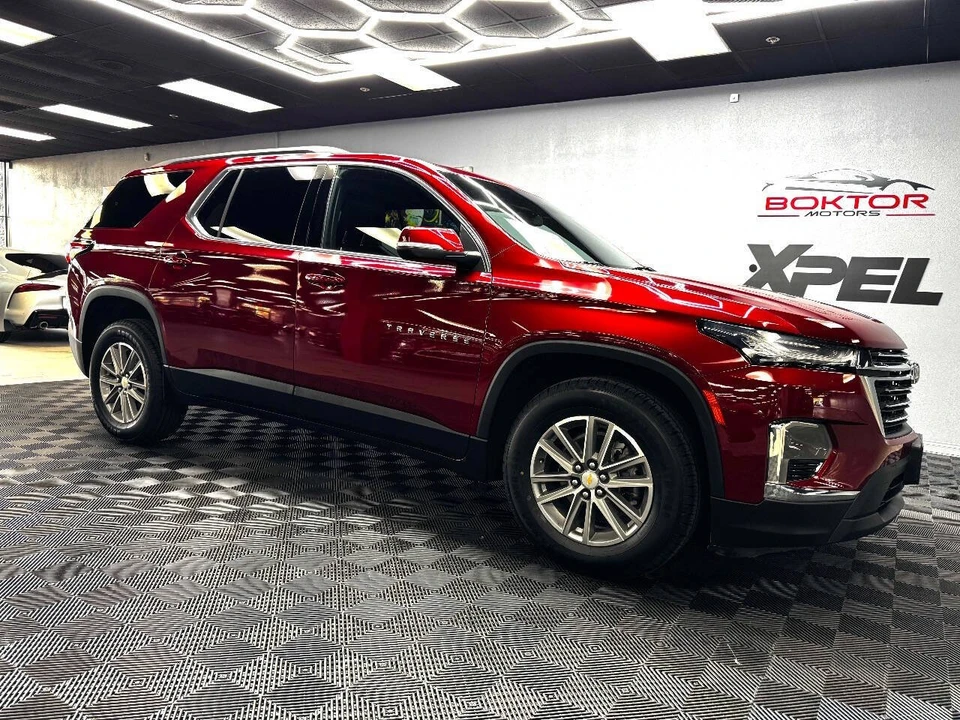 2022 Chevrolet Traverse - Image 2 of 12