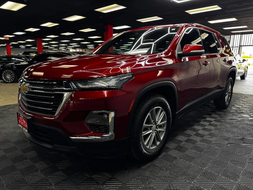 2022 Chevrolet Traverse - Image 6 of 12