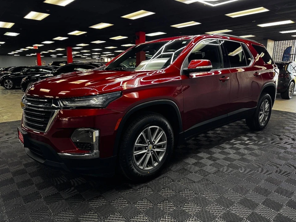 2022 Chevrolet Traverse - Image 7 of 12