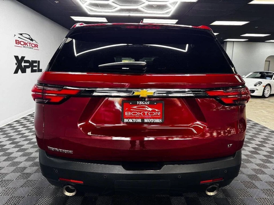 2022 Chevrolet Traverse - Image 12 of 21