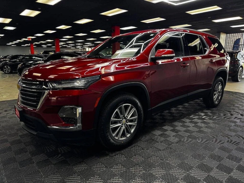 2022 Chevrolet Traverse - Image 8 of 21