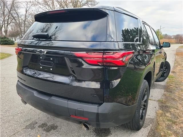 2022 Chevrolet Traverse - Image 5 of 12