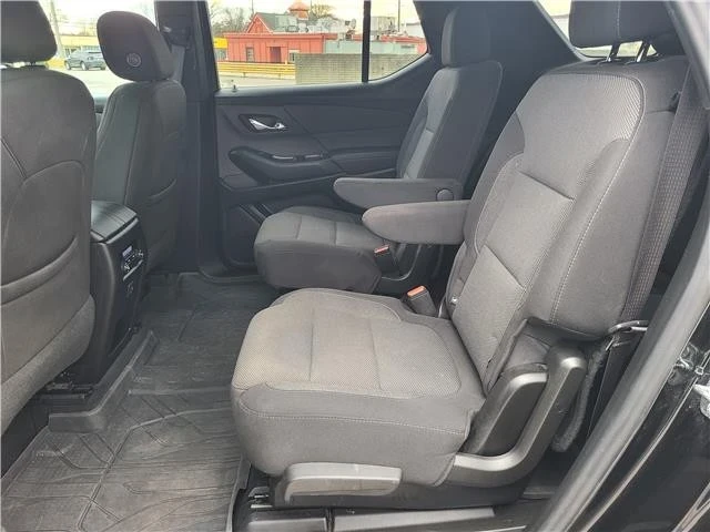 2022 Chevrolet Traverse - Image 11 of 12