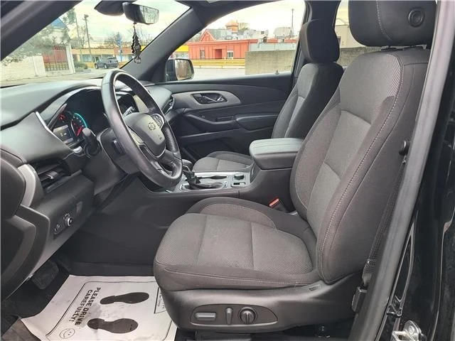 2022 Chevrolet Traverse - Image 10 of 12