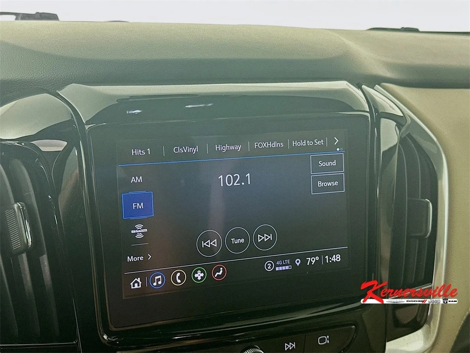 2022 Chevrolet Traverse - Image 17 of 21