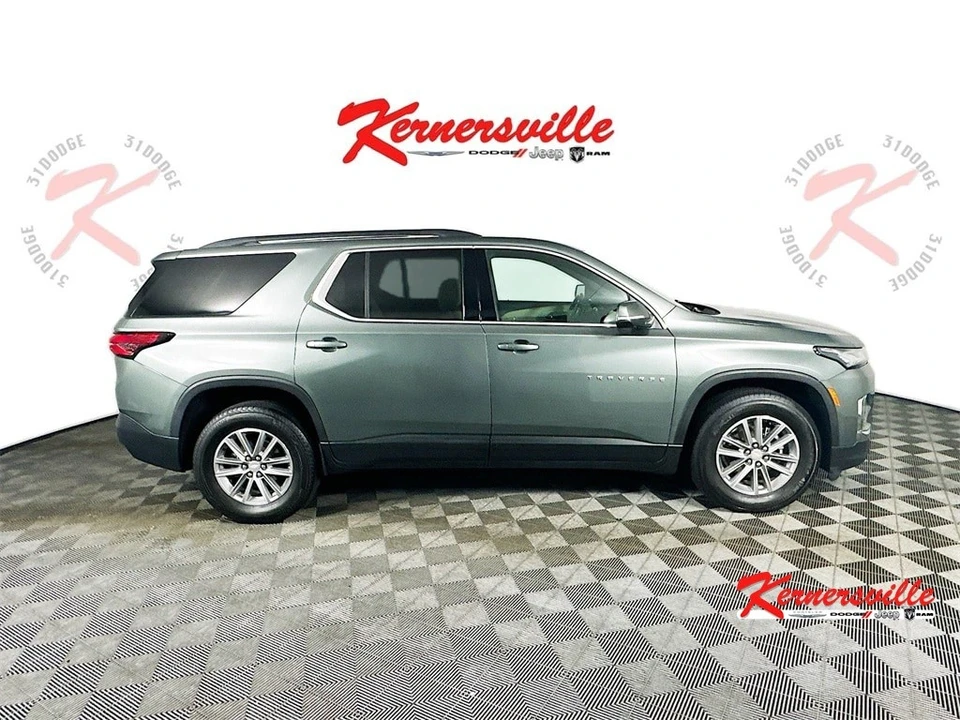 2022 Chevrolet Traverse - Image 8 of 12