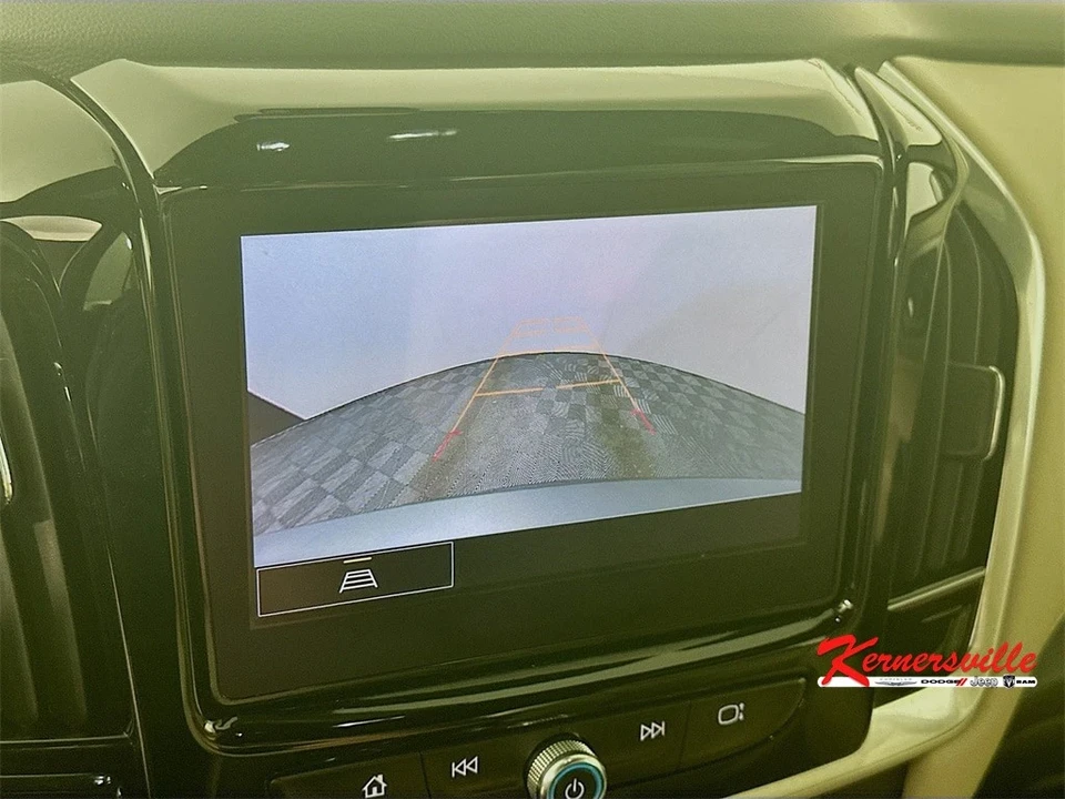 2022 Chevrolet Traverse - Image 19 of 21