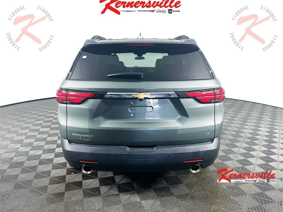 2022 Chevrolet Traverse - Image 6 of 12