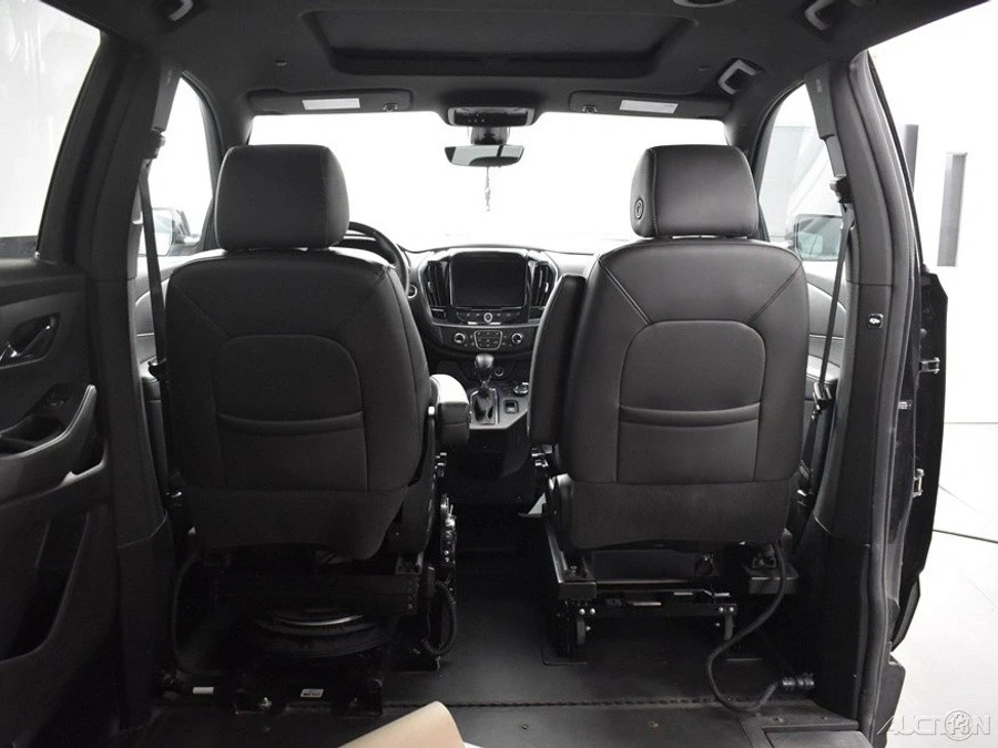 2022 Chevrolet Traverse - Image 9 of 11