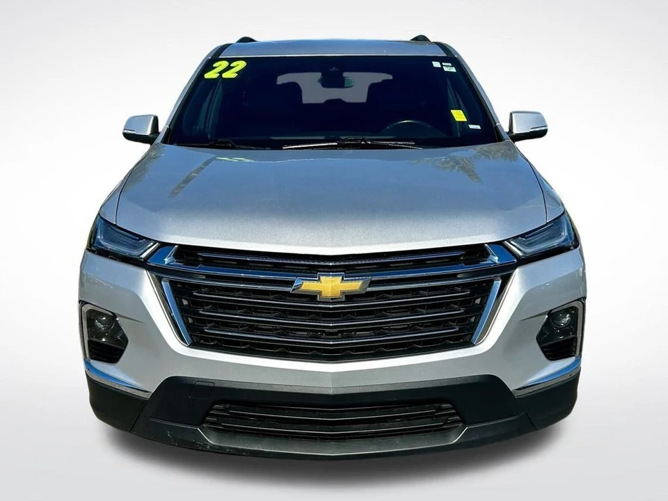 2022 Chevrolet Traverse - Image 8 of 12