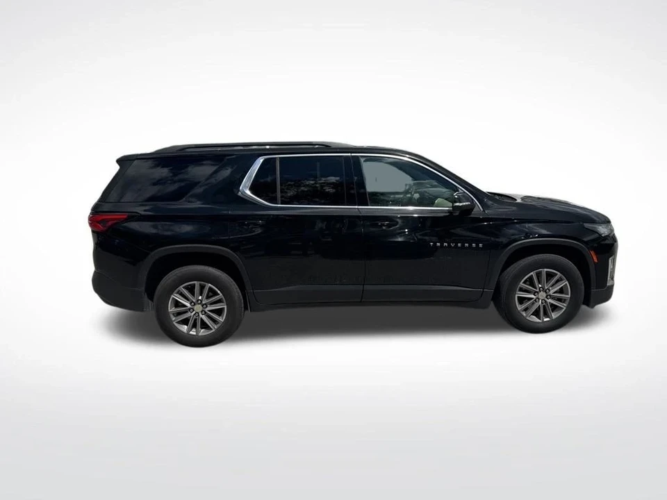 2022 Chevrolet Traverse - Image 4 of 12