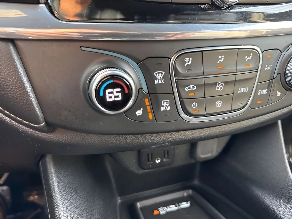 2022 Chevrolet Traverse - Image 21 of 21