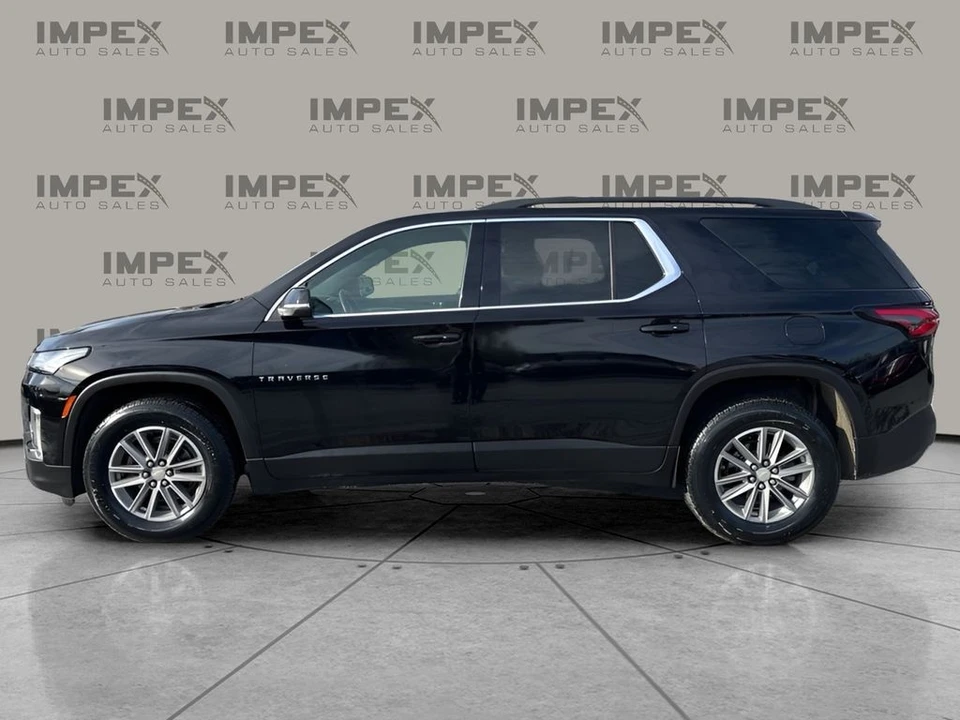 2022 Chevrolet Traverse - Image 2 of 21