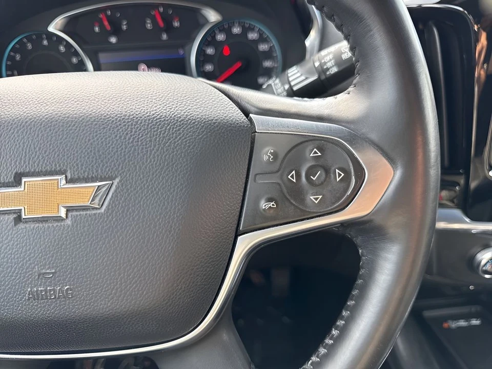 2022 Chevrolet Traverse - Image 16 of 21
