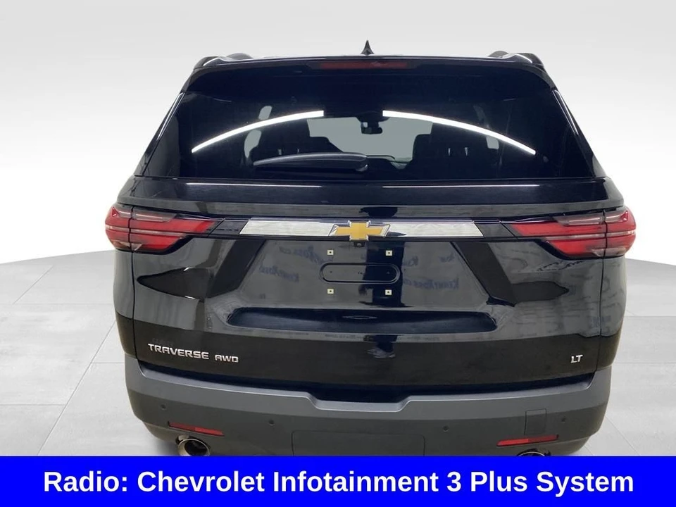 2022 Chevrolet Traverse - Image 5 of 12