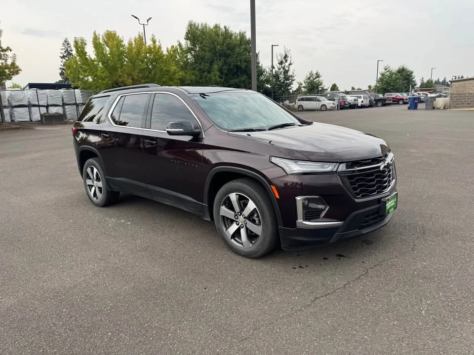 2022 Chevrolet Traverse - Image 8 of 10