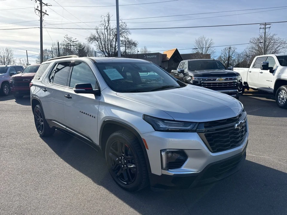 2022 Chevrolet Traverse - Image 7 of 12