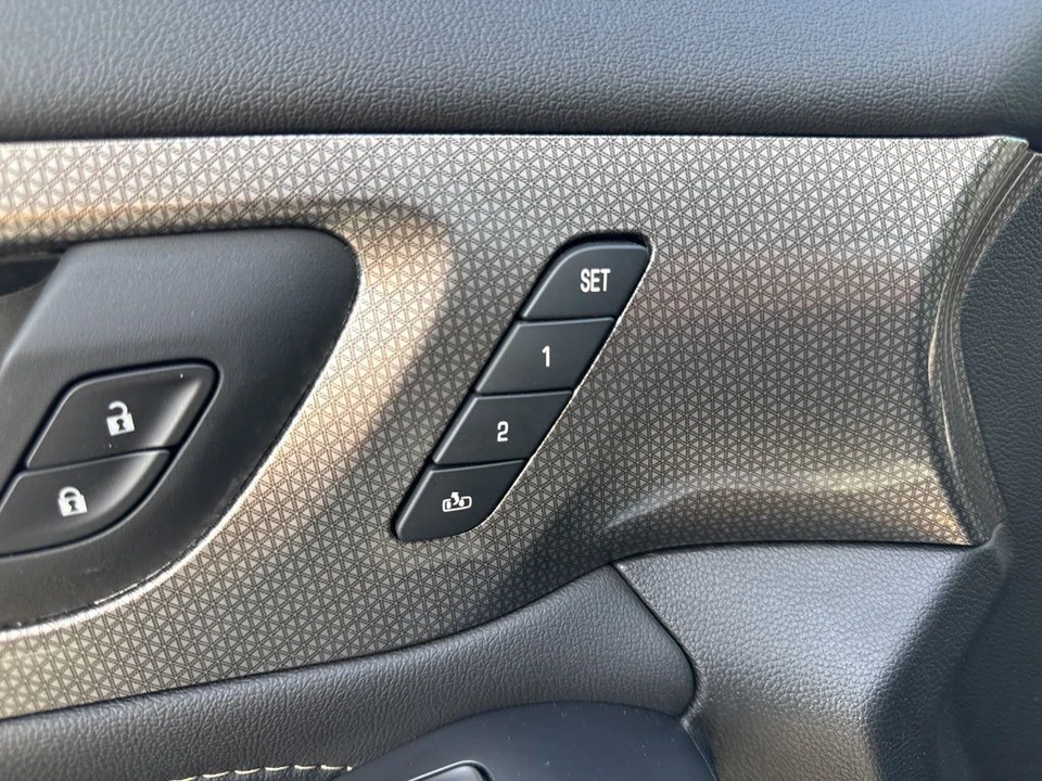 2022 Chevrolet Traverse - Image 11 of 12
