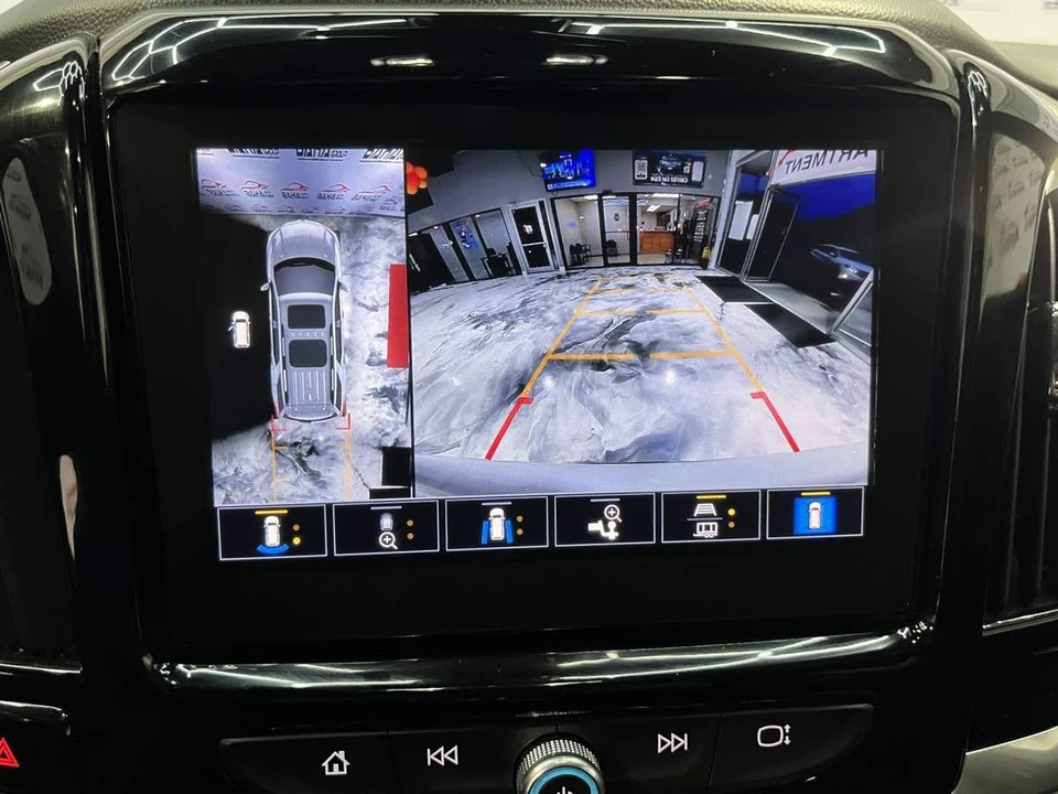 2022 Chevrolet Traverse - Image 21 of 21