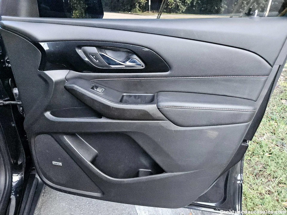2022 Chevrolet Traverse - Image 12 of 21