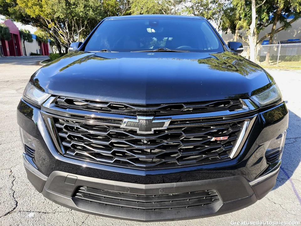2022 Chevrolet Traverse - Image 2 of 21