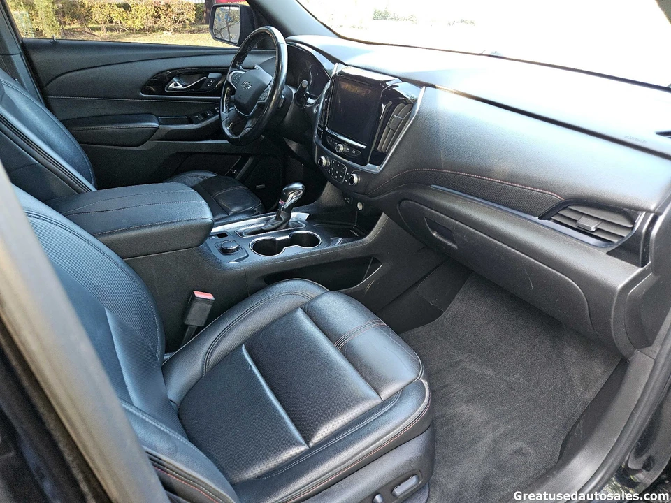 2022 Chevrolet Traverse - Image 11 of 21