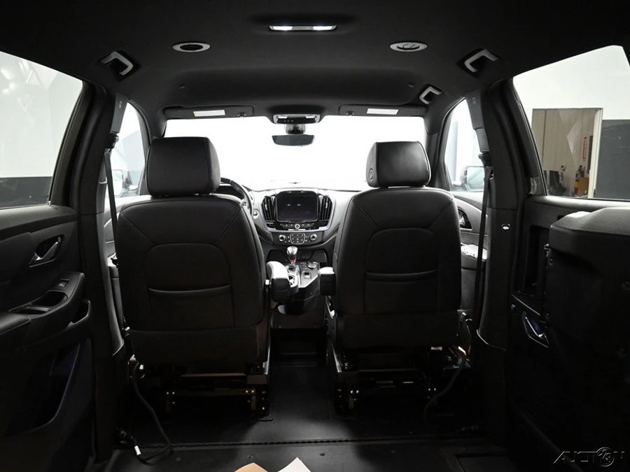 2022 Chevrolet Traverse - Image 9 of 9