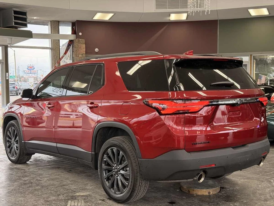 2022 Chevrolet Traverse - Image 11 of 21