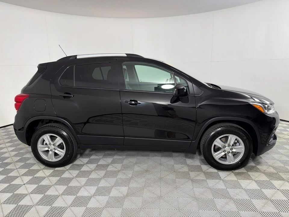 2022 Chevrolet Trax - Image 4 of 21