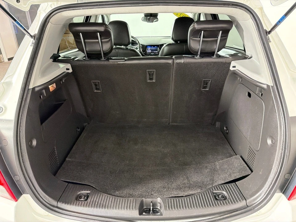 2022 Chevrolet Trax - Image 19 of 21