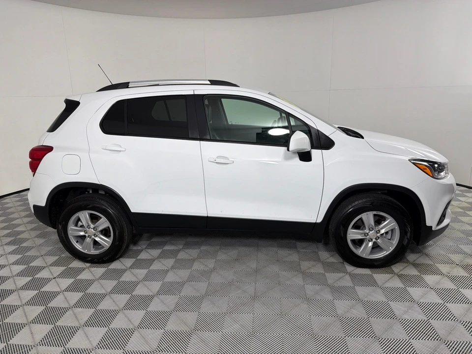 2022 Chevrolet Trax - Image 4 of 21