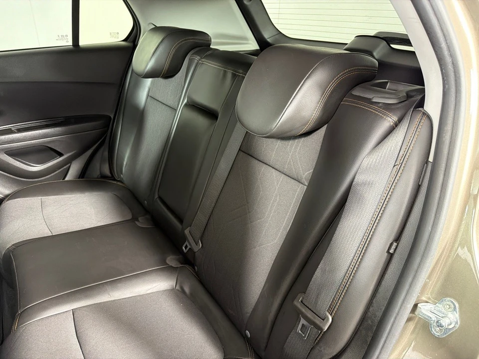 2022 Chevrolet Trax - Image 19 of 21