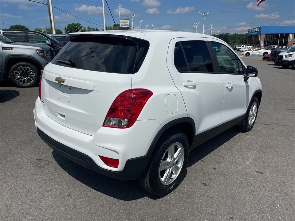 2022 Chevrolet Trax - Image 5 of 12