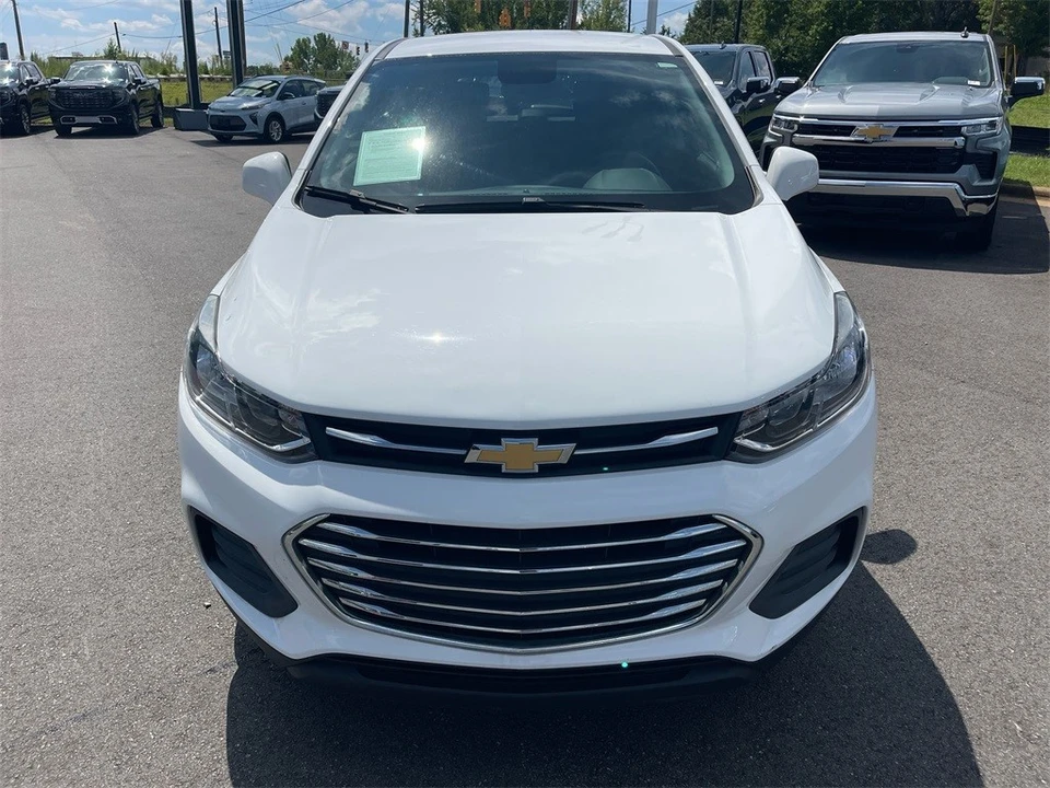 2022 Chevrolet Trax - Image 8 of 12