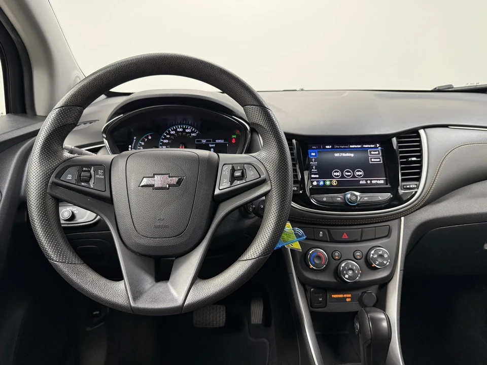 2022 Chevrolet Trax - Image 15 of 21