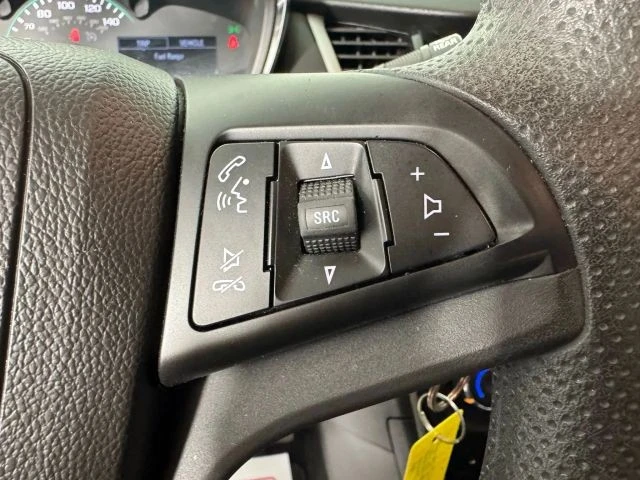 2022 Chevrolet Trax - Image 16 of 21