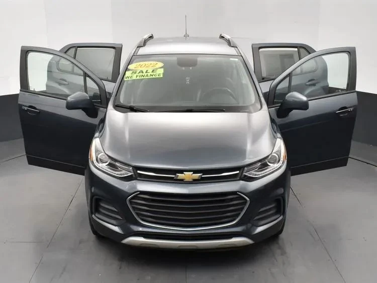 2022 Chevrolet Trax - Image 10 of 12