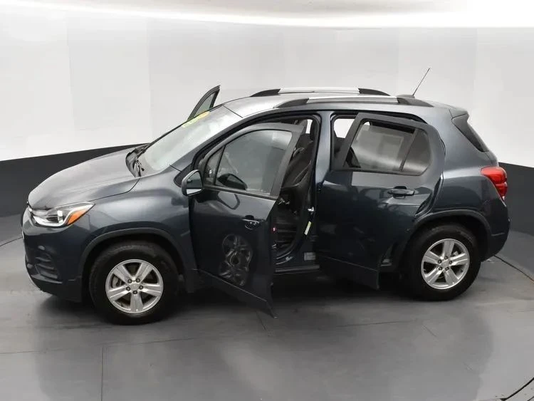 2022 Chevrolet Trax - Image 7 of 12