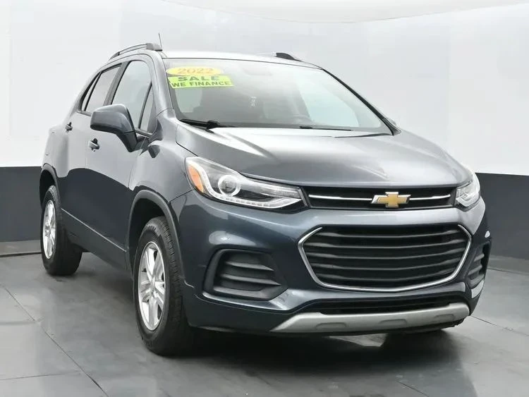 2022 Chevrolet Trax - Image 2 of 12