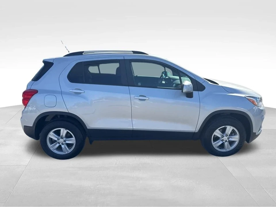 2022 Chevrolet Trax - Image 7 of 12