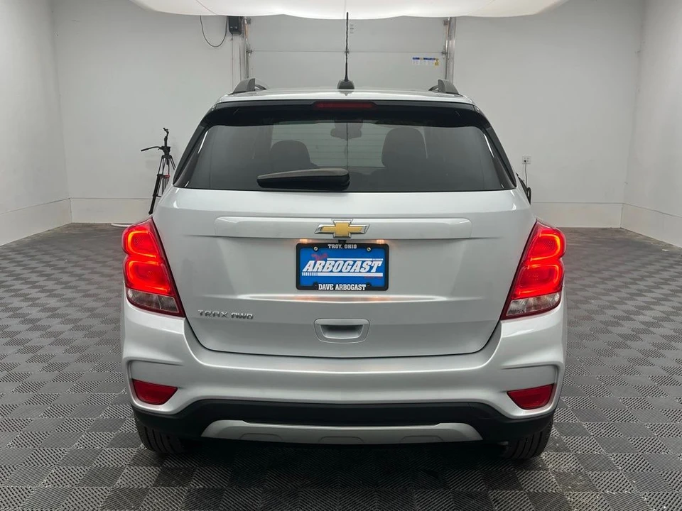 2022 Chevrolet Trax - Image 9 of 12