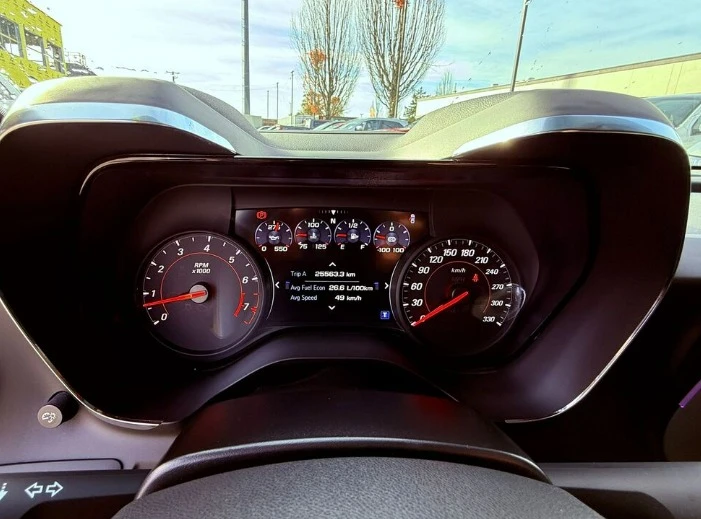 2022 Chevrolet Camaro 6th Gen - Image 10 of 14