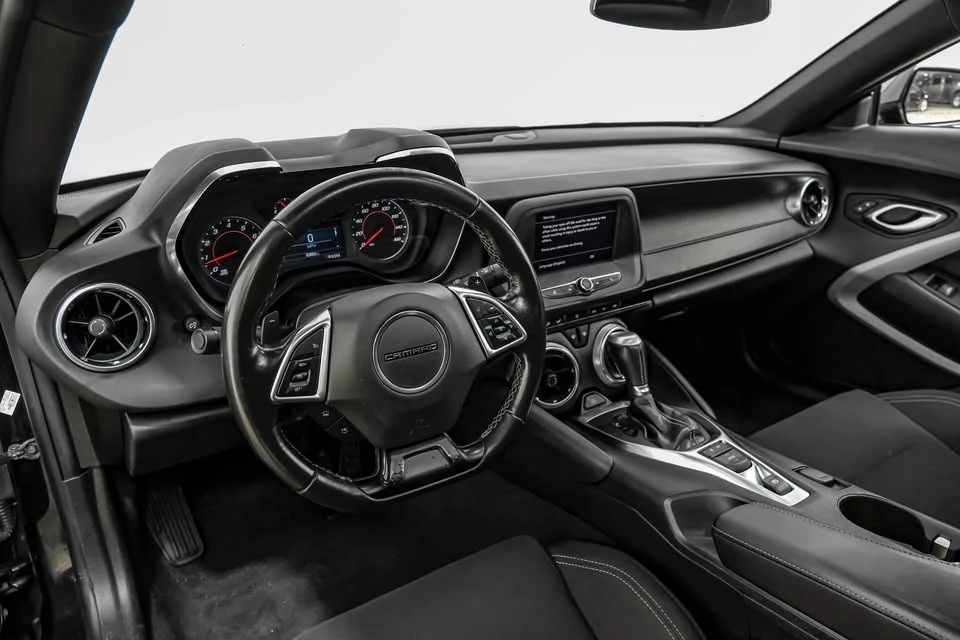 2022 Chevrolet Camaro 6th Gen - Image 2 of 19